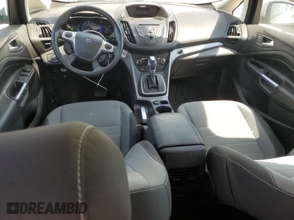 ✅ 2015 Ford C-Max SE • VIN: 1FADP5AU9FL101174 • Lot: 59733425. Wystawiony na Copart z przebiegiem 151 860 mil. Bezpłatny archiwum sprzedaży aukcyjnych z USA i szczegółowy raport historii pojazdu na DreamBid. Zdjęcie 8.