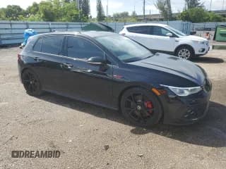 ✅ 2024 Volkswagen Golf GTI 380 S • VIN: WVWHA7CDXRW147749 • Лот: 61017564. Опубликован ранее на Copart с пробегом 6 172 миль. Бесплатный доступ к архиву аукционных продаж из США и подробный отчёт об истории автомобиля на DreamBid. Изображение 4.