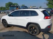 ✅ 2015 Jeep Cherokee Latitude • VIN: 1C4PJMCS3FW746240 • Лот: 42373666. Опубликован ранее на IAAI с пробегом 118 753 миль. Бесплатный доступ к архиву аукционных продаж из США и подробный отчёт об истории автомобиля на DreamBid. Изображение 14.