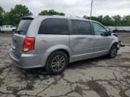 ✅ 2017 Dodge Grand Caravan SXT • VIN: 2C4RDGCGXHR700154 • Lot: 61294355. Listed on Copart with 135,573 mi. Free auction sales archive from the USA and detailed vehicle history report at DreamBid. Image 3.