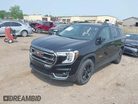 ✅ 2023 GMC Terrain AT4 • VIN: 3GKALYEG6PL257570 • Лот: 42421280. Опубликован ранее на IAAI с пробегом 27 724 миль. Бесплатный доступ к архиву аукционных продаж из США и подробный отчёт об истории автомобиля на DreamBid. Изображение 17.