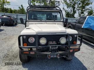 ✅ 1997 Land Rover Defender • VIN: SALDV3241VA126530 • Лот: 57291725. Опубликован ранее на Copart с пробегом Не указан. Бесплатный доступ к архиву аукционных продаж из США и подробный отчёт об истории автомобиля на DreamBid. Изображение 5.