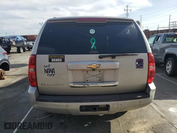 ✅ 2009 Chevrolet Suburban LS • VIN: 1GNFC16J89R288681 • Лот: 48632505. Опубликован ранее на Copart с пробегом 115 956 миль. Бесплатный доступ к архиву аукционных продаж из США и подробный отчёт об истории автомобиля на DreamBid. Изображение 6.