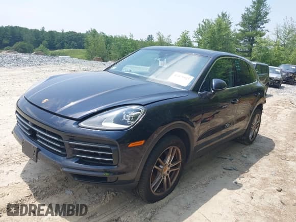 ✅ 2019 Porsche Cayenne • VIN: WP1AA2AY0KDA10815 • Lot: 42475927. Listed on IAAI with 74,911 mi. Free auction sales archive from the USA and detailed vehicle history report at DreamBid. Image 17.