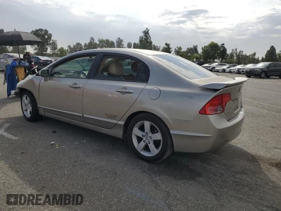 ✅ 2006 Honda Civic EX • VIN: JHMFA168X6S005180 • Lot: 70785385. Wystawiony na Copart z przebiegiem 199 991 mil. Bezpłatny archiwum sprzedaży aukcyjnych z USA i szczegółowy raport historii pojazdu na DreamBid. Zdjęcie 2.