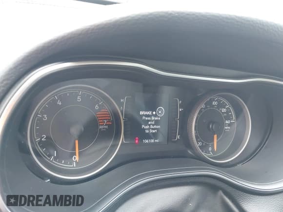 ✅ 2019 Jeep Cherokee Latitude Plus • VIN: 1C4PJLLB5KD264787 • Lot: 42274859. Wystawiony na IAAI z przebiegiem 106 108 mil. Bezpłatny archiwum sprzedaży aukcyjnych z USA i szczegółowy raport historii pojazdu na DreamBid. Zdjęcie 7.