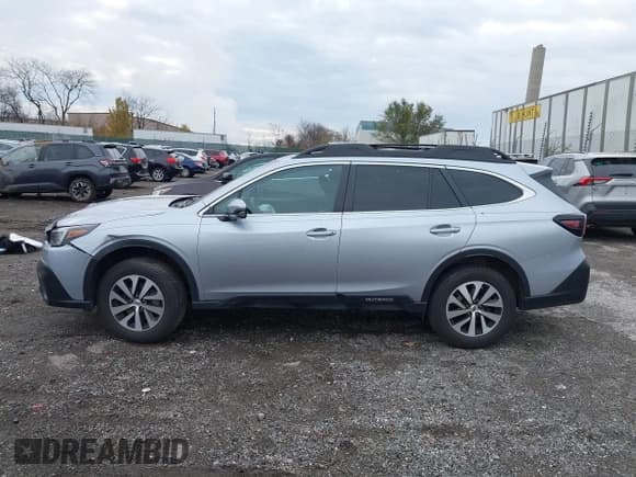 ✅ 2020 Subaru Outback Premium • VIN: 4S4BTAEC1L3141361 • Lot: 43783097. Listed on IAAI with 66,435 mi. Free auction sales archive from the USA and detailed vehicle history report at DreamBid. Image 14.