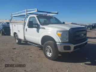 ✅ 2015 Ford F-250 XL • VIN: 1FTBF2B63FEB94135 • Lot: 43598000. Listed on IAAI with 209,931 mi. Free auction sales archive from the USA and detailed vehicle history report at DreamBid. Image 1.