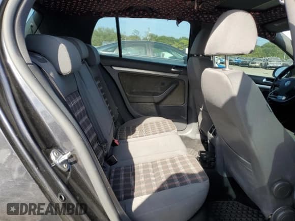 ✅ 2008 Volkswagen Golf GTI • VIN: WVWGD71K88W283168 • Лот: 85306685. Опубликован ранее на Copart с пробегом 214 586 миль. Бесплатный доступ к архиву аукционных продаж из США и подробный отчёт об истории автомобиля на DreamBid. Изображение 10.