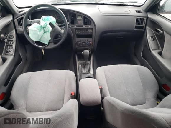 2005 Hyundai Elantra GLS с VIN KMHDN46D05U999090, выставлен на аукционе Copart как лот 81857824 с пробегом 77 968 миль миль и Списание • Salvage title. История ставок и продаж доступна на DreamBid. Изображение 8.