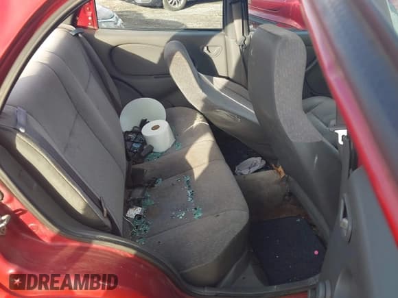 ✅ 2001 Chevrolet Metro Lsi • VIN: 2C1MR522816701121 • Лот: 41468608. Опубликован ранее на IAAI с пробегом 151 113 миль. Бесплатный доступ к архиву аукционных продаж из США и подробный отчёт об истории автомобиля на DreamBid. Изображение 8.