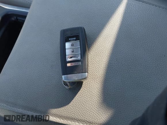 ✅ 2018 Acura MDX Technology • VIN: 5J8YD4H56JL024111 • Lot: 43615486. Wystawiony na IAAI z przebiegiem 111 054 mil. Bezpłatny archiwum sprzedaży aukcyjnych z USA i szczegółowy raport historii pojazdu na DreamBid. Zdjęcie 11.