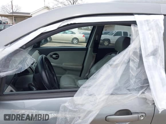 ✅ 2005 Chevrolet Equinox LT • VIN: 2CNDL63FX56189889 • Лот: 41776329. Опубликован ранее на IAAI с пробегом 225 967 миль. Бесплатный доступ к архиву аукционных продаж из США и подробный отчёт об истории автомобиля на DreamBid. Изображение 6.