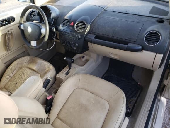 ✅ 2007 Volkswagen Beetle • VIN: 3VWRW31C37M506622 • Lot: 77896784. Listed on Copart with 129,953 mi. Free auction sales archive from the USA and detailed vehicle history report at DreamBid. Image 8.