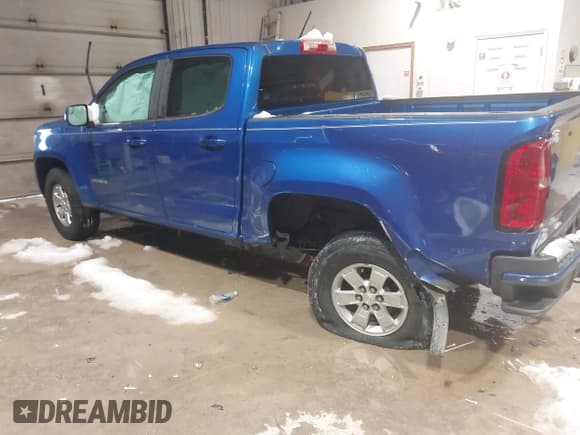 ✅ 2018 Chevrolet Colorado 2WD Work Truck • VIN: 1GCGSBEA8J1226207 • Lot: 41140073. Listed on IAAI with 108,578 mi. Free auction sales archive from the USA and detailed vehicle history report at DreamBid. Image 3.