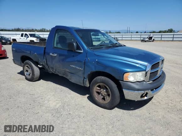 2005 Dodge 1500 SLT z VIN 1D7HA16D35J544287, wystawiony jako Copart lot #54892635 z przebiegiem 229 186 mil mil oraz Szkoda całkowita • Salvage title. Historia ofert i sprzedaży dostępna na DreamBid. Obrazek 4.