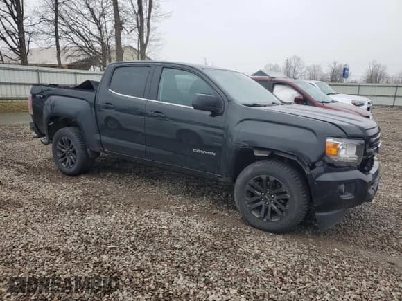 ✅ 2018 GMC Canyon 4WD SLE • VIN: 1GTG6CEN4J1100617 • Lot: 53282695. Listed on Copart with 112,033 mi. Free auction sales archive from the USA and detailed vehicle history report at DreamBid. Image 4.