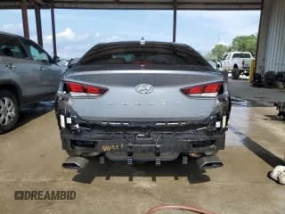✅ 2018 Hyundai Sonata Limited • VIN: 5NPE34AF2JH724624 • Лот: 52099053. Опубликован ранее на Copart с пробегом 51 019 миль. Бесплатный доступ к архиву аукционных продаж из США и подробный отчёт об истории автомобиля на DreamBid. Изображение 6.