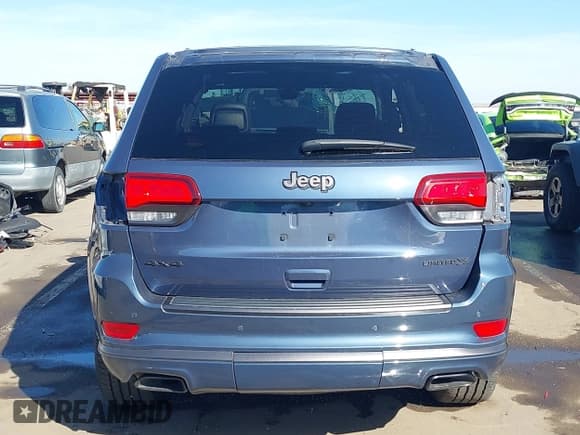 ✅ 2020 Jeep Grand Cherokee Limited X • VIN: 1C4RJFBT3LC328336 • Лот: 43574577. Опубликован ранее на IAAI с пробегом 57 643 миль. Бесплатный доступ к архиву аукционных продаж из США и подробный отчёт об истории автомобиля на DreamBid. Изображение 17.