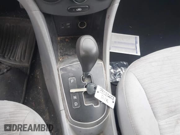 ✅ 2015 Hyundai Accent GLS • VIN: KMHCT4AE8FU929081 • Лот: 43599791. Опубликован ранее на IAAI с пробегом 159 659 миль. Бесплатный доступ к архиву аукционных продаж из США и подробный отчёт об истории автомобиля на DreamBid. Изображение 11.