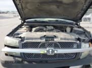 ✅ 2003 Chevrolet Silverado 2500HD LT • VIN: 1GCHK29133E152205 • Lot: 43109431. Wystawiony na IAAI z przebiegiem 267 461 mil. Bezpłatny archiwum sprzedaży aukcyjnych z USA i szczegółowy raport historii pojazdu na DreamBid. Zdjęcie 10.