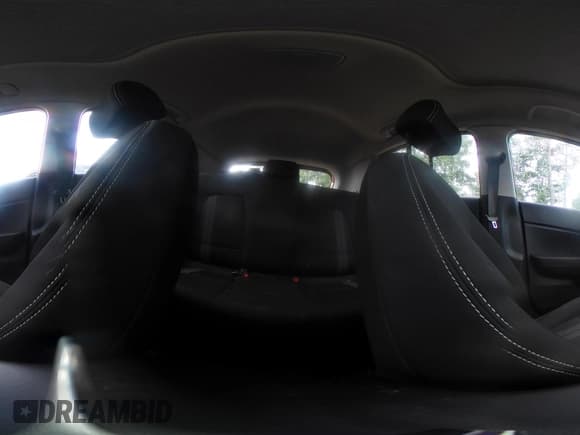 ✅ 2022 Hyundai Venue Limited • VIN: KMHRC8A3XNU132443 • Lot: 42363417. Listed on IAAI with 29,046 mi. Free auction sales archive from the USA and detailed vehicle history report at DreamBid. Image 22.