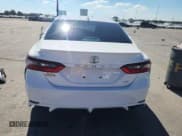 ✅ 2023 Toyota Camry SE • VIN: 4T1G11AK0PU773213 • Lot: 82488225. Wystawiony na Copart z przebiegiem 69 865 mil. Bezpłatny archiwum sprzedaży aukcyjnych z USA i szczegółowy raport historii pojazdu na DreamBid. Zdjęcie 6.