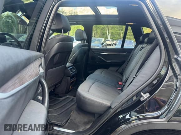 ✅ 2017 BMW X5 xDrive40e • VIN: 5UXKT0C34H0S81610 • Lot: 91910465. Wystawiony na Copart z przebiegiem 126 919 mil. Bezpłatny archiwum sprzedaży aukcyjnych z USA i szczegółowy raport historii pojazdu na DreamBid. Zdjęcie 8.