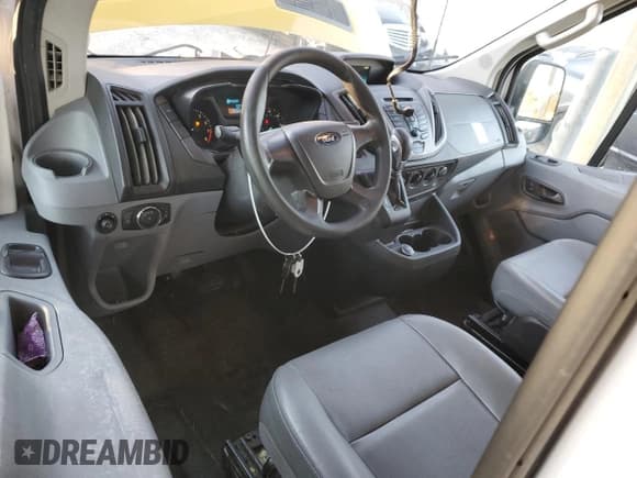 ✅ 2018 Ford Transit • VIN: 1FTYE1CM9JKB40529 • Лот: 41403885. Опубликован ранее на Copart с пробегом 200 690 миль. Бесплатный доступ к архиву аукционных продаж из США и подробный отчёт об истории автомобиля на DreamBid. Изображение 8.