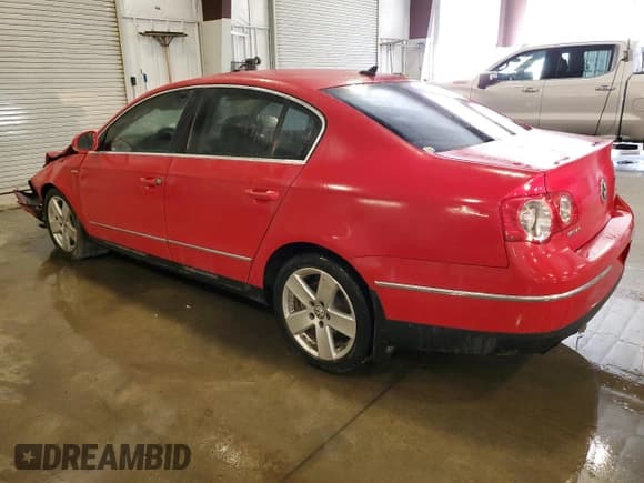 ✅ 2007 Volkswagen Passat Wolfsburg Edition • VIN: WVWAK73C97P151255 • Lot: 63479155. Wystawiony na Copart z przebiegiem 127 546 mil. Bezpłatny archiwum sprzedaży aukcyjnych z USA i szczegółowy raport historii pojazdu na DreamBid. Zdjęcie 2.