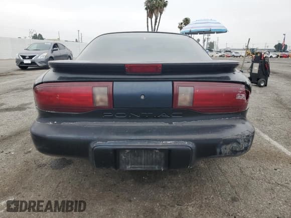 ✅ 1995 Pontiac Firebird Firebird • VIN: 2G2FS22S7S2241784 • Lot: 53587895. Listed on Copart with 218,211 mi. Free auction sales archive from the USA and detailed vehicle history report at DreamBid. Image 6.