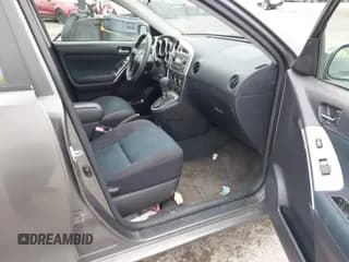 ✅ 2005 Toyota Matrix XR • VIN: 2T1KR32E55C365800 • Лот: 43811217. Опубликован ранее на IAAI с пробегом 200 293 миль. Бесплатный доступ к архиву аукционных продаж из США и подробный отчёт об истории автомобиля на DreamBid. Изображение 5.