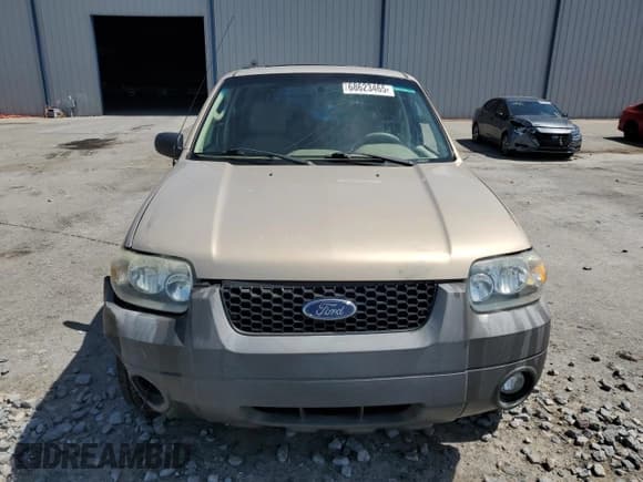 ✅ 2007 Ford Escape XLT • VIN: 1FMYU03137KA76933 • Lot: 68623465. Listed on Copart with 121,358 mi. Free auction sales archive from the USA and detailed vehicle history report at DreamBid. Image 5.