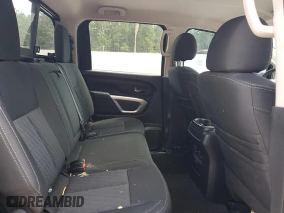 ✅ 2017 Nissan Titan SV • VIN: 1N6AA1F25HN549415 • Лот: 64027474. Опубликован ранее на Copart с пробегом 186 736 миль. Бесплатный доступ к архиву аукционных продаж из США и подробный отчёт об истории автомобиля на DreamBid. Изображение 11.