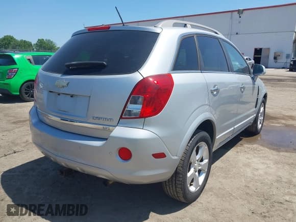 ✅ 2013 Chevrolet Captiva Sport LTZ • VIN: 3GNAL4EK5DS542942 • Lot: 41991896. Wystawiony na IAAI z przebiegiem 127 354 mil. Bezpłatny archiwum sprzedaży aukcyjnych z USA i szczegółowy raport historii pojazdu na DreamBid. Zdjęcie 4.