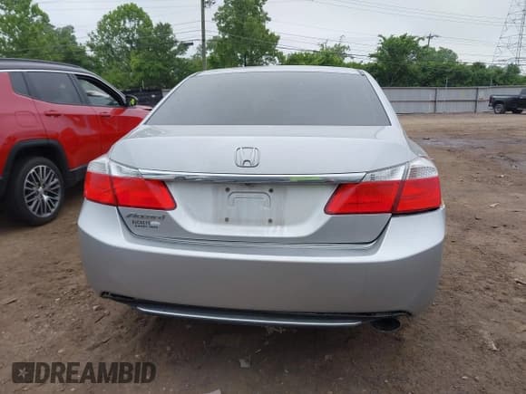 ✅ 2013 Honda Accord EX • VIN: 1HGCR2F78DA032621 • Lot: 42372786. Wystawiony na IAAI z przebiegiem 260 396 mil. Bezpłatny archiwum sprzedaży aukcyjnych z USA i szczegółowy raport historii pojazdu na DreamBid. Zdjęcie 16.