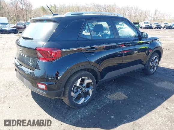 ✅ 2023 Hyundai Venue Limited • VIN: KMHRC8A38PU273935 • Lot: 41966215. Listed on IAAI with 8,918 mi. Free auction sales archive from the USA and detailed vehicle history report at DreamBid. Image 4.