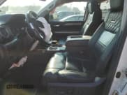 ✅ 2015 Toyota Tundra Platinum • VIN: 5TFGY5F18FX184365 • Lot: 81294585. Wystawiony na Copart z przebiegiem 233 591 mil. Bezpłatny archiwum sprzedaży aukcyjnych z USA i szczegółowy raport historii pojazdu na DreamBid. Zdjęcie 7.