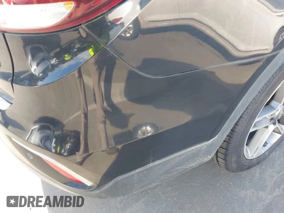 ✅ 2017 Hyundai Santa Fe Limited Ultimate • VIN: KM8SR4HF1HU171810 • Лот: 43640271. Опубликован ранее на IAAI с пробегом 148 160 миль. Бесплатный доступ к архиву аукционных продаж из США и подробный отчёт об истории автомобиля на DreamBid. Изображение 17.