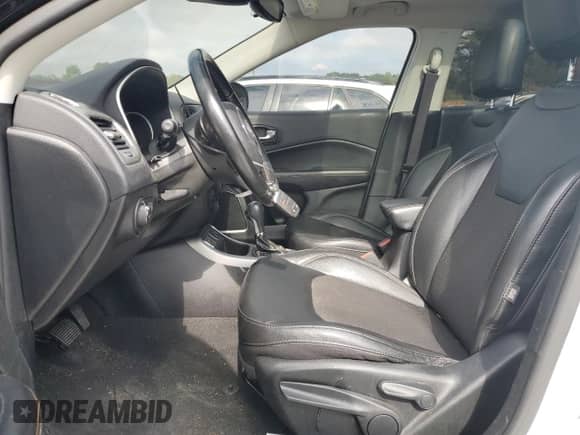 2020 Jeep Compass Latitude с VIN 3C4NJCBB2LT169897, выставлен на аукционе Copart как лот 81712775 с пробегом 69 523 миль миль и Списание • Salvage title. История ставок и продаж доступна на DreamBid. Изображение 7.