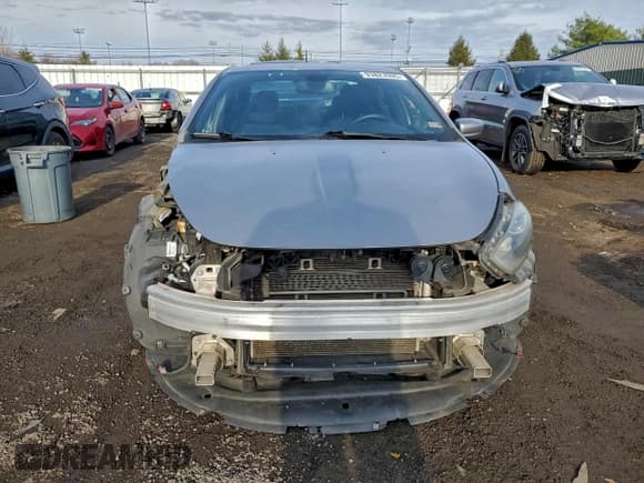 ✅ 2016 Dodge Dart SXT • VIN: 1C3CDFBBXGD635480 • Lot: 93823005. Wystawiony na Copart z przebiegiem 148 482 mil. Bezpłatny archiwum sprzedaży aukcyjnych z USA i szczegółowy raport historii pojazdu na DreamBid. Zdjęcie 5.