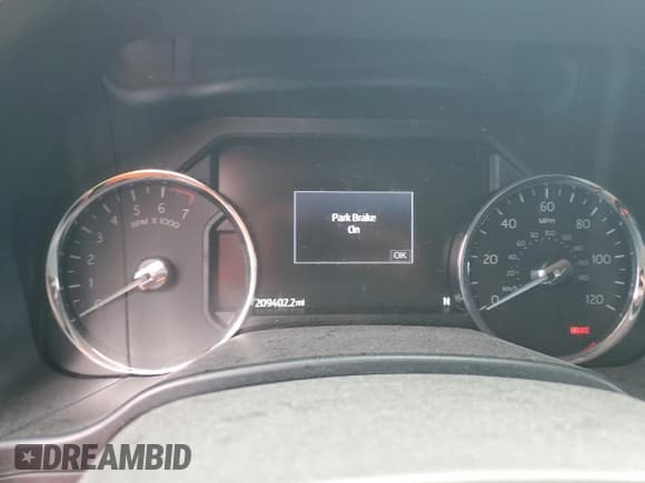 ✅ 2020 Ford Expedition Max Limited • VIN: 1FMJK1KT2LEA10978 • Lot: 51649825. Wystawiony na Copart z przebiegiem 209 402 mil. Bezpłatny archiwum sprzedaży aukcyjnych z USA i szczegółowy raport historii pojazdu na DreamBid. Zdjęcie 9.