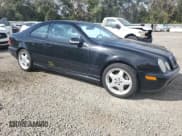 ✅ 2001 Mercedes-Benz CLK 320/430 • VIN: WDBLJ70G11F182465 • Лот: 81299454. Опубликован ранее на Copart с пробегом 99 524 миль. Бесплатный доступ к архиву аукционных продаж из США и подробный отчёт об истории автомобиля на DreamBid. Изображение 4.