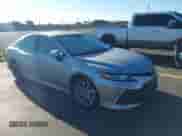 2023 Toyota Camry LE z VIN 4T1C11AK9PU144502, wystawiony jako IAAI lot #43307396 z przebiegiem 146 171 mil mil oraz . Historia ofert i sprzedaży dostępna na DreamBid. Obrazek 1.