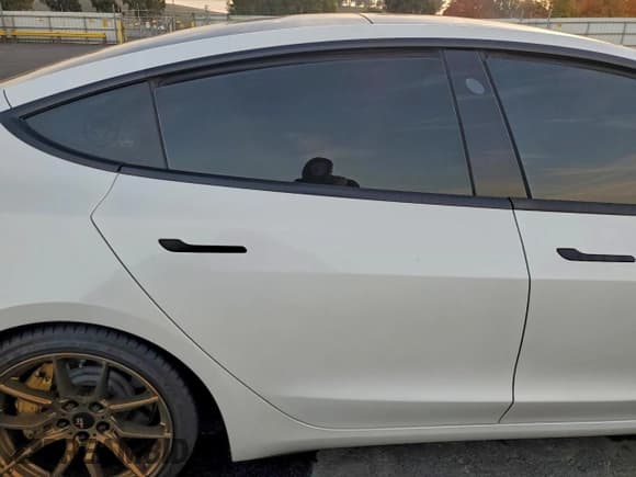 ✅ 2022 Tesla Model 3 • VIN: 5YJ3E1EA7NF167664 • Лот: 95686855. Опубликован ранее на Copart с пробегом 47 256 миль. Бесплатный доступ к архиву аукционных продаж из США и подробный отчёт об истории автомобиля на DreamBid. Изображение 10.