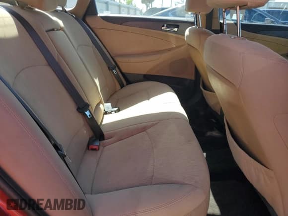 ✅ 2011 Hyundai Sonata GLS • VIN: 5NPEB4AC3BH243579 • Lot: 65988184. Wystawiony na Copart z przebiegiem 179 923 mil. Bezpłatny archiwum sprzedaży aukcyjnych z USA i szczegółowy raport historii pojazdu na DreamBid. Zdjęcie 10.