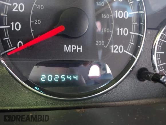 ✅ 2006 Chrysler Sebring • VIN: 1C3EL46X66N181680 • Lot: 41932963. Wystawiony na IAAI z przebiegiem 202 544 mil. Bezpłatny archiwum sprzedaży aukcyjnych z USA i szczegółowy raport historii pojazdu na DreamBid. Zdjęcie 7.