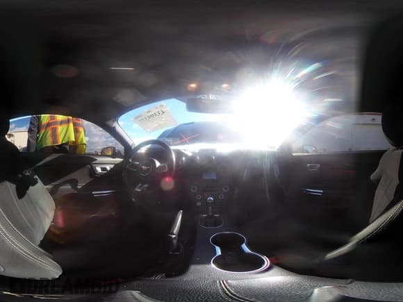 ✅ 2020 Ford Mustang EcoBoost • VIN: 1FA6P8TH5L5171118 • Lot: 43399377. Wystawiony na IAAI z przebiegiem 38 782 mil. Bezpłatny archiwum sprzedaży aukcyjnych z USA i szczegółowy raport historii pojazdu na DreamBid. Zdjęcie 18.