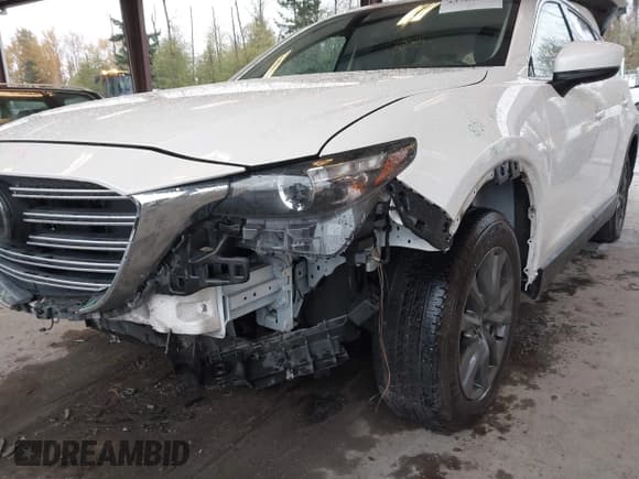 ✅ 2022 Mazda CX-9 Touring • VIN: JM3TCBCY2N0605430 • Lot: 43701810. Wystawiony na IAAI z przebiegiem 78 762 mil. Bezpłatny archiwum sprzedaży aukcyjnych z USA i szczegółowy raport historii pojazdu na DreamBid. Zdjęcie 6.