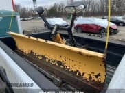 ✅ 2005 Chevrolet Silverado 2500HD Work Truck • VIN: 1GCHK24U75E302563 • Лот: 43469551. Опубликован ранее на IAAI с пробегом 224 776 миль. Бесплатный доступ к архиву аукционных продаж из США и подробный отчёт об истории автомобиля на DreamBid. Изображение 15.